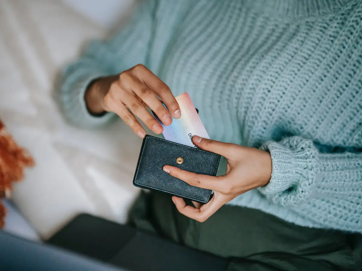 types of wallets for women